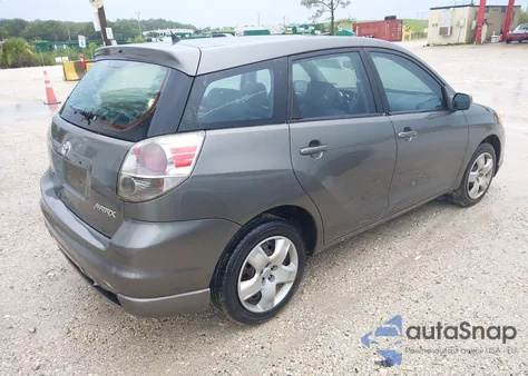 2005 Toyota Corolla Matrix Xr z USA, uszkodzony, nr VIN 2T1KR32E55C363299